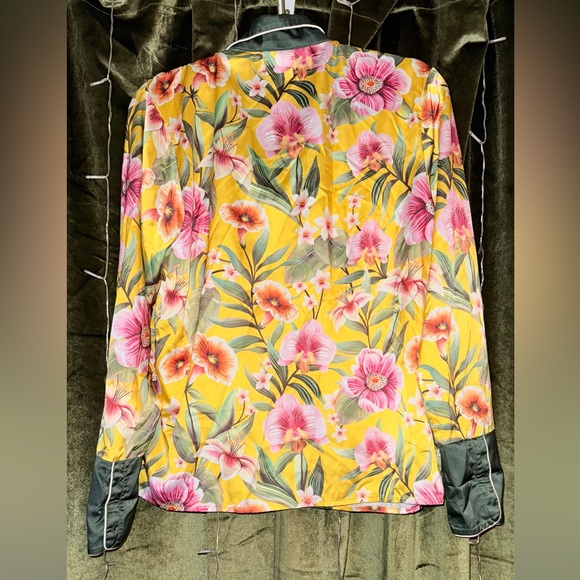 Averie Floral Pajama Set with Green Trim - Medium - Picture 7 of 8